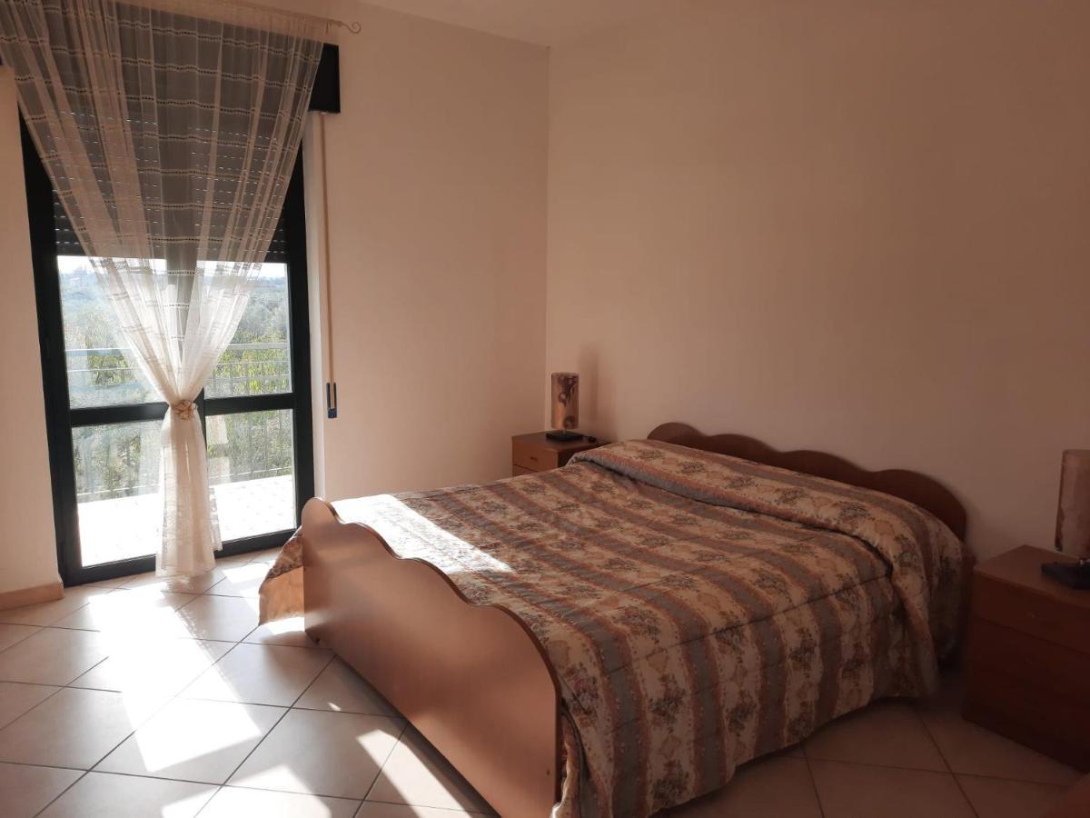 La Rosa Dei Venti Apartments 이볼리 외부 사진