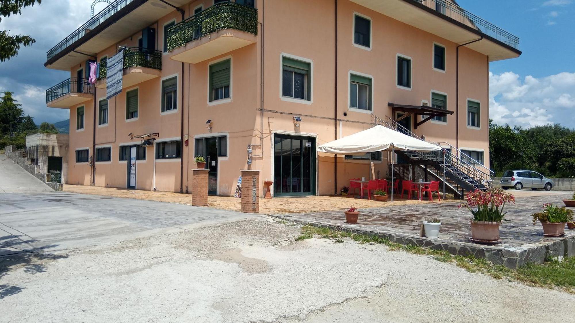 La Rosa Dei Venti Apartments 이볼리 외부 사진